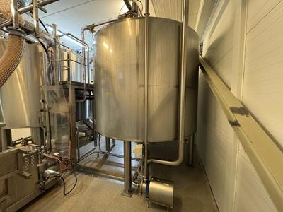 Overview picture of 2007 Tankki s/s vertical torage tank